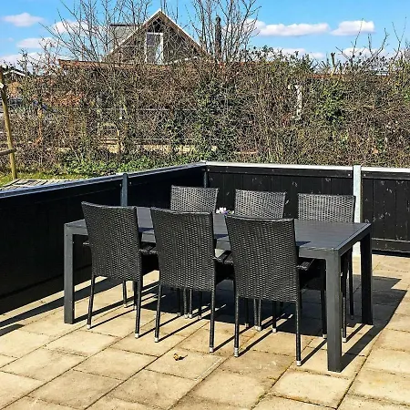 Three-bedroom Holiday In Tarm 12 Vakantiehuis