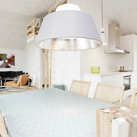 Three-bedroom Holiday In Tarm 12 * Hemmet